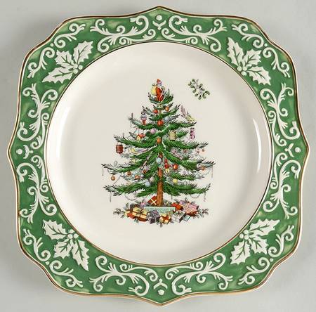 Christmas Tree 9" Scalloped Plate