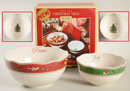 Christmas Tree (Set of 2) Scalloped Bowl (6" & 4")