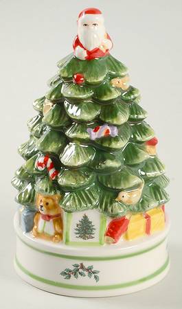 Christmas Tree Musical Figurine