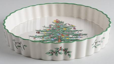 Christmas Tree 9" Quiche Oven To Table