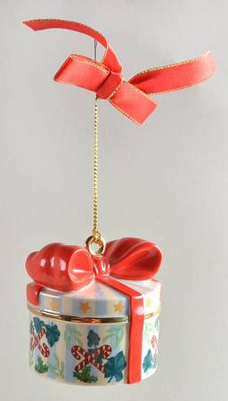 Christmas Tree Ornaments Joys & Toys - Gift - No Box 55c