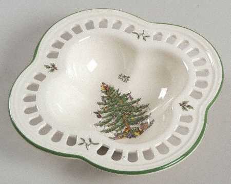 Christmas Tree 7" Pierced Scalloped Bowl