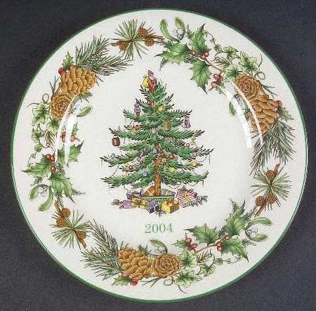 Christmas Tree 2004 Collector Plate