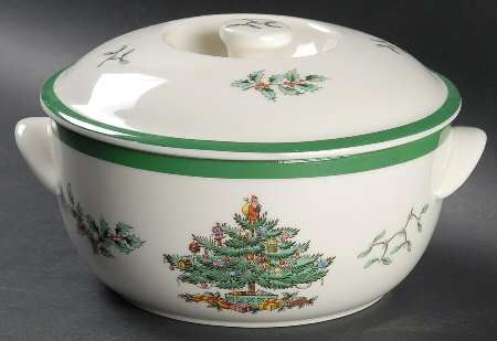 Christmas Tree 1 Qt Round Covered Casserole