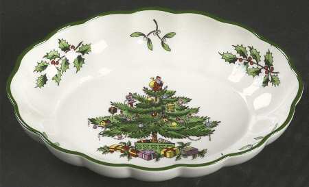 Christmas Tree 6" Oval Fluted Dish