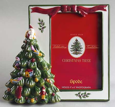 Christmas Tree Frame-Holds 4" X 6"