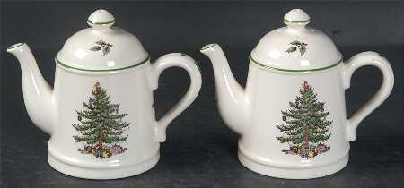 Christmas Tree Figural Salt and Pepper