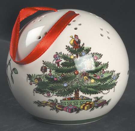 Christmas Tree Pommander