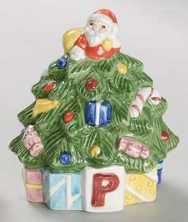 Christmas Tree Individual Figural Pepper Shaker