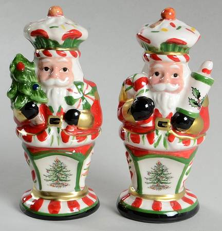 Christmas Tree Figural Salt & Pepper Set