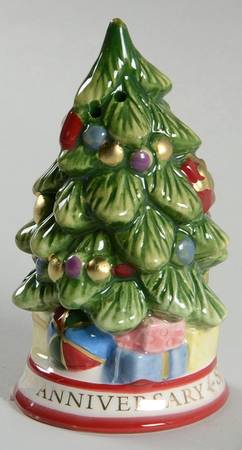 Christmas Tree Figural Salt Shaker