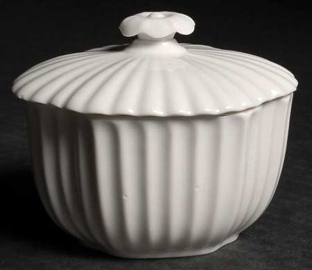 Chelsea White Mini Sugar Bowl & Lid