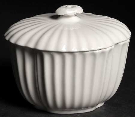 Chelsea White Sugar Bowl & Lid