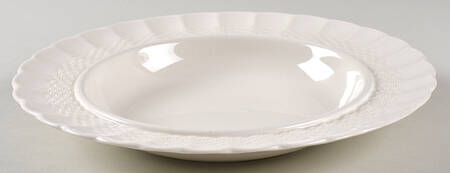 Chelsea Wicker Muffin Dish No Lid