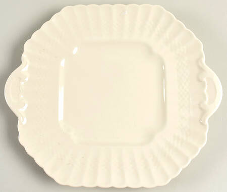 Chelsea Wicker Octagonal Handled Cake Plate