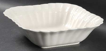 Chelsea Wicker 9" Square Vegetable Bowl
