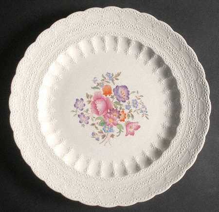 Claudia 13" Chop Plate (Round Platter)