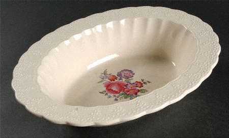 Claudia 10" Oval Vegetable Bowl