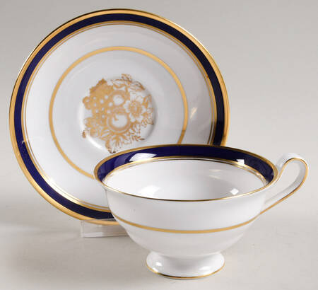 Claridge Footed Cup & Saucer Set