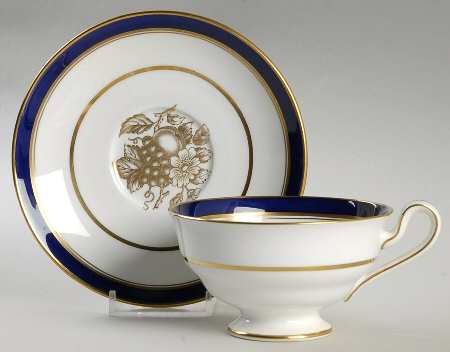 Claridge Footed Cup & Saucer Set