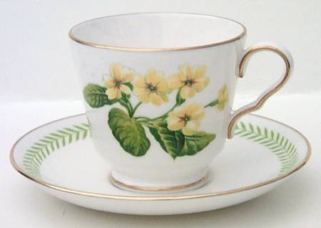 Country Lane Footed Cup & Saucer Set