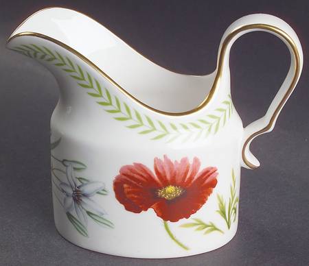 Country Lane Creamer