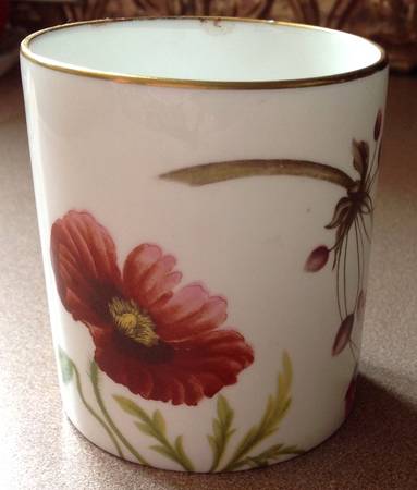 Country Lane Cigarette Holder
