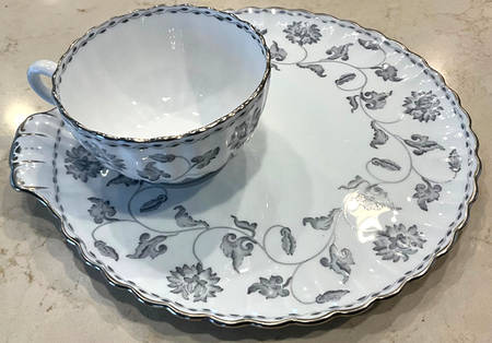 Colonel Gray (Platinum Trim) Snack Plate & Cup Set