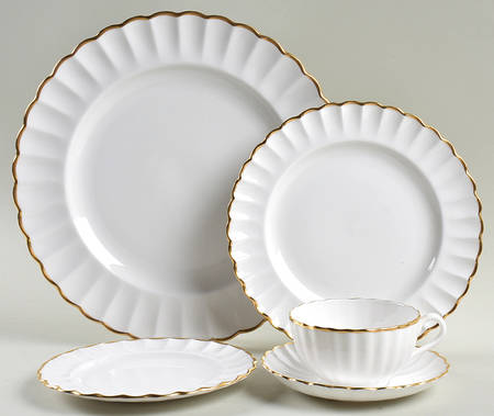 Corinth (Gold Trim) 5 Piece Place Setting