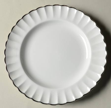 Corinth (PlatinumTrim) Salad Plate