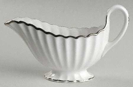 Corinth (PlatinumTrim) Gravy Boat