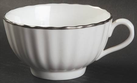 Corinth (PlatinumTrim) Footed Cup