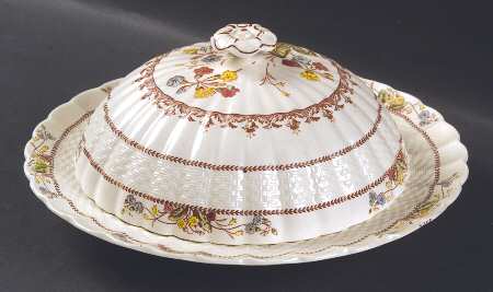 Cowslip Muffin Dish & Lid