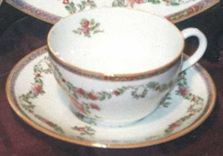 CS584 Flat Cup & Saucer Set