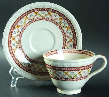 Cynthia Footed Cup & Saucer Set