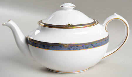 Dauphin Teapot & Lid