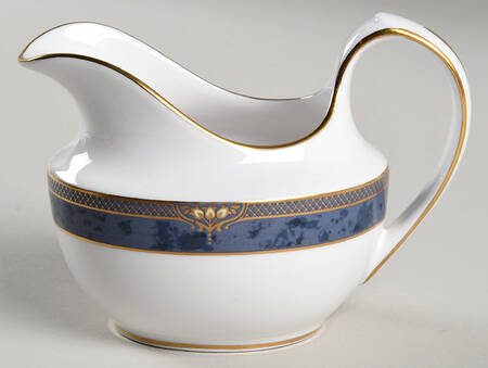 Dauphin Creamer