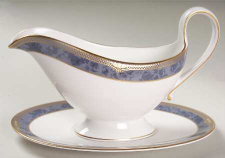Dauphin Gravy Boat & Underplate