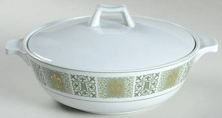 Dauphine Round Covered Vegetable