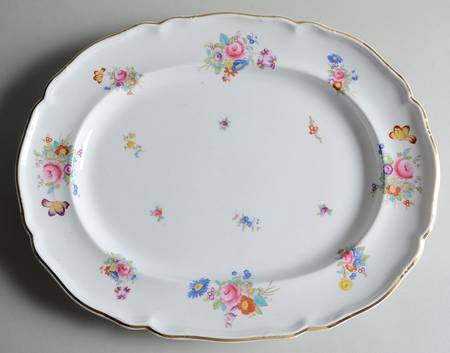 Dresden Rose (R2241, Scalloped, Gold) 15" Oval Serving Platter