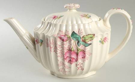 Dubarry Teapot & Lid