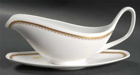 Elizabethan Gravy Boat & Underplate