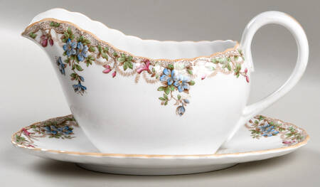 Eloise Gravy Boat with Attached Underplate