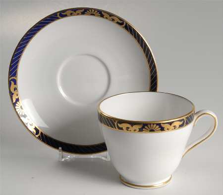 Envoy Footed Cup & Saucer Set