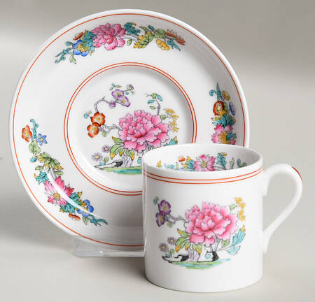 Famille Rose Flat Demitasse Cup & Saucer Set