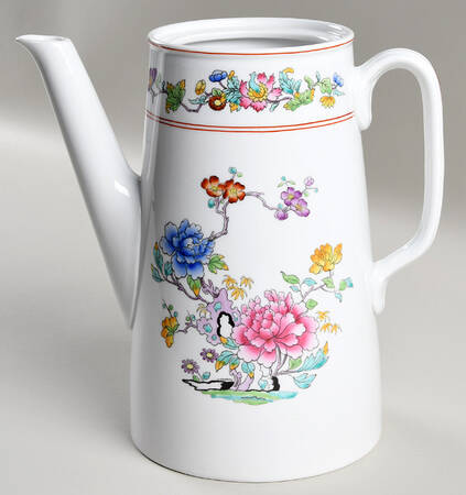 Famille Rose Coffee Pot No Lid