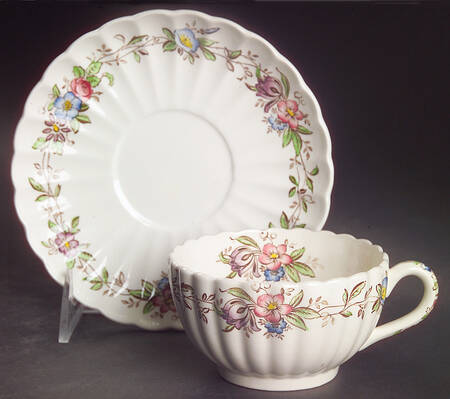 Felicity Footed Cup & Saucer Set