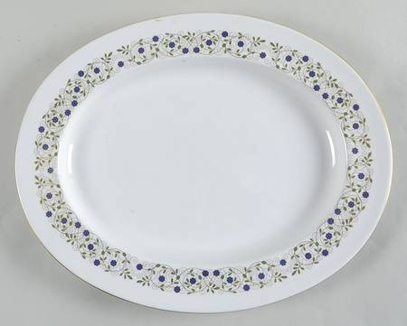 Filigree 14" Oval Serving Platter