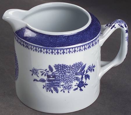 Fitzhugh Blue Creamer