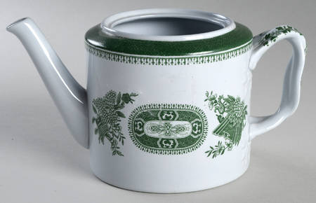 Fitzhugh Green Teapot No Lid